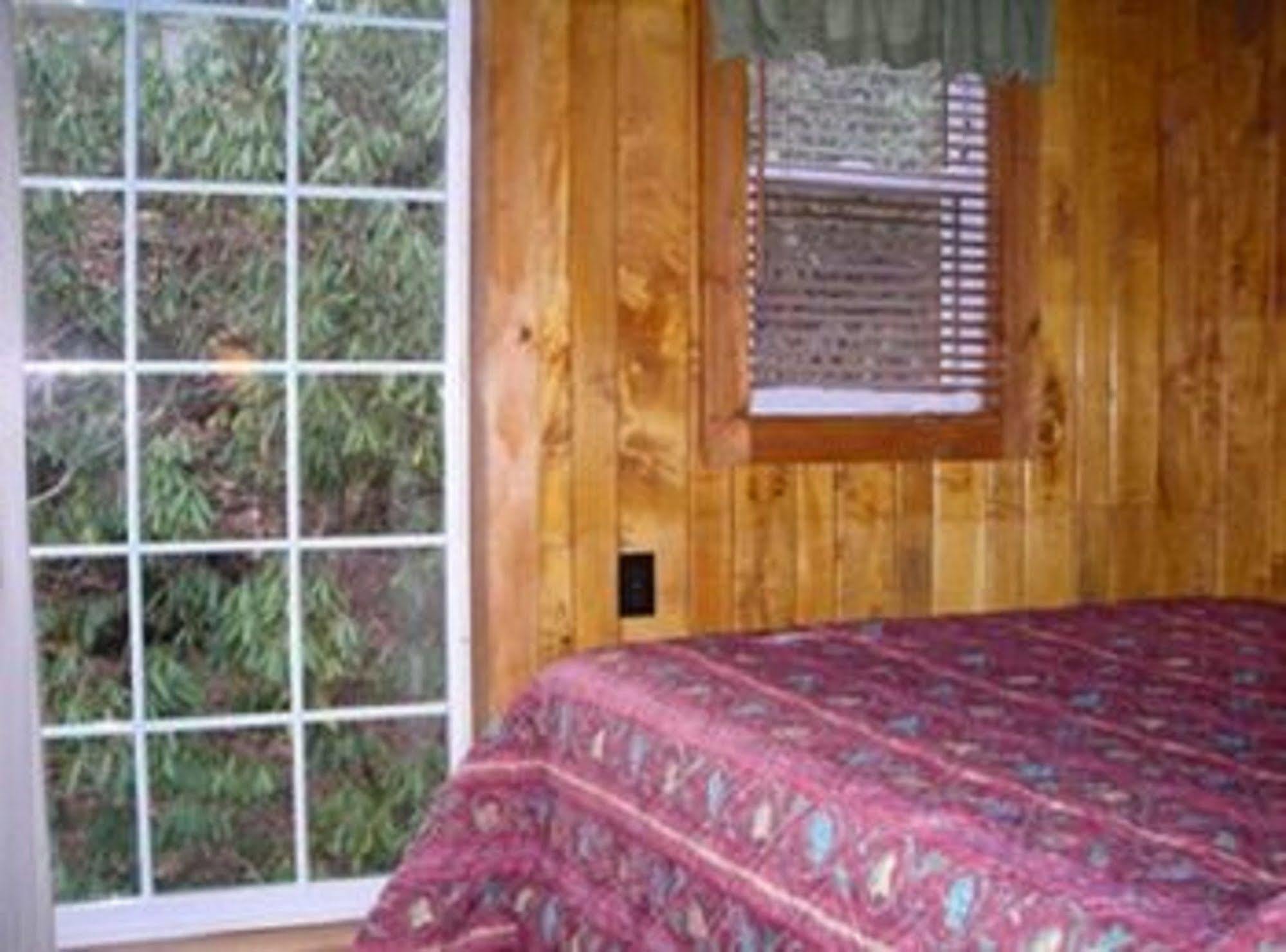 Cabins At Twinbrook Resort Maggie Valley Esterno foto