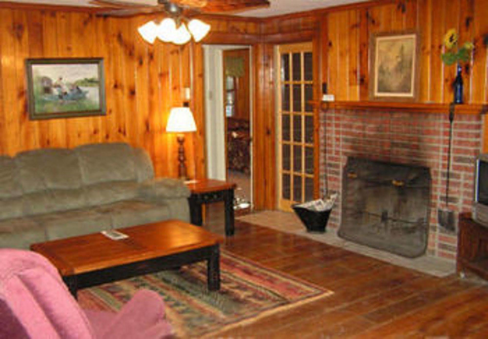 Cabins At Twinbrook Resort Maggie Valley Esterno foto