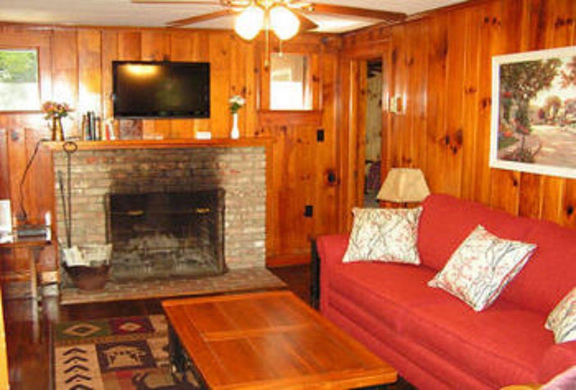 Cabins At Twinbrook Resort Maggie Valley Esterno foto